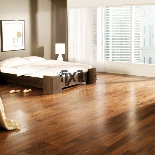Classic Solid Wood Flooring Dubai